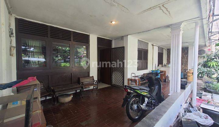 Rumah tua cocok buat kos kosan atau hunian 2