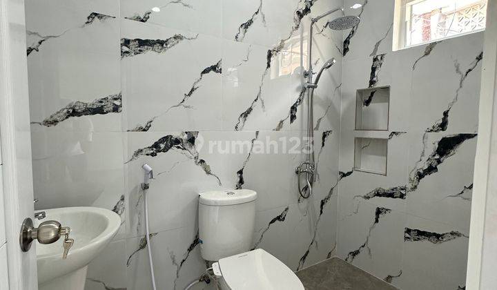 Rumah Bagus Dekat Central Park 2