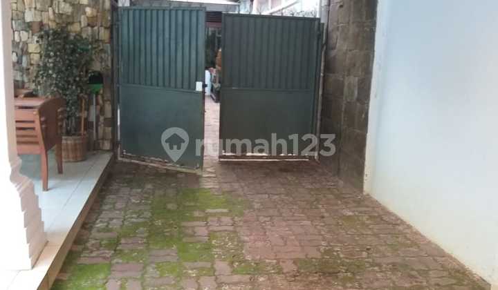 Rumah Luas Di Petojo 2