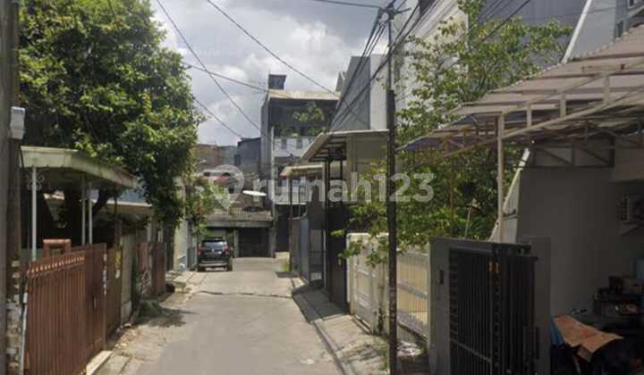 Rumah Minimalis Di Taman Ratu 2