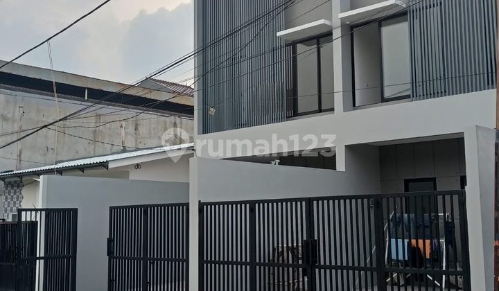 Rumah Brand New Di Meruya