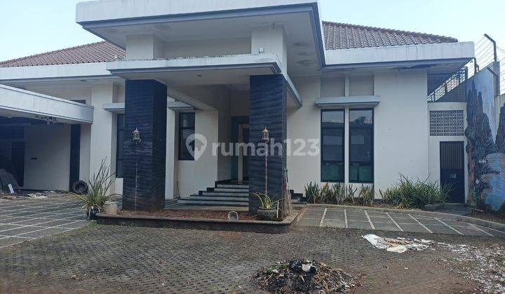 Rumah Luas Di Kudus 1