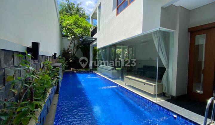 Modern and beautiful house at kemang area 2