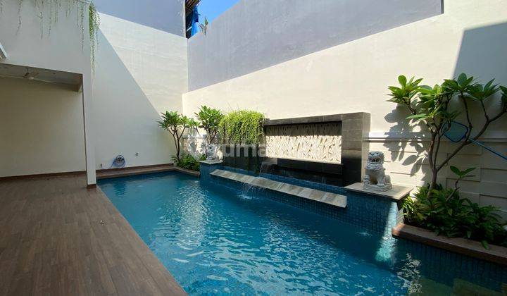 Modern tropical house in cipete, jakarta selatan 2