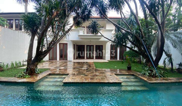 Beautiful and comfy house bali style in cipete, jakarta selatan 2