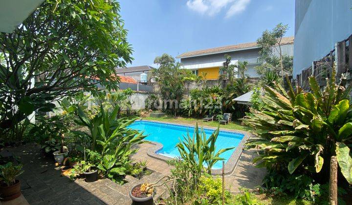 Beautiful house with big garden at bangka, jakarta selatan 2