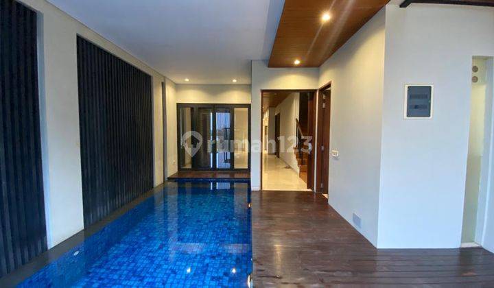 BEAUTIFUL  AND MODERN HOUSE AT CIPETE, JAKARTA SELATAN 2