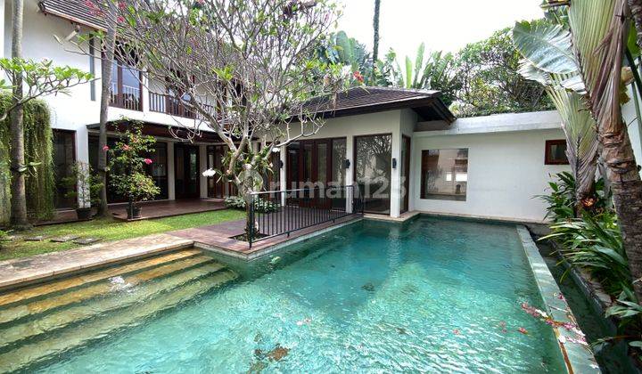 Beautiful house bali style at cipete, jakarta selatan 1