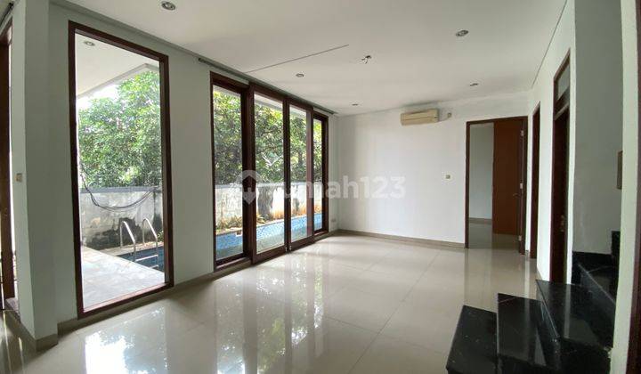 Beautiful and modern house in senopati, jakarta selatan 1