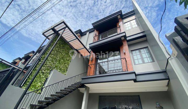 TURUN HARGA BRAND NEW HOUSE DI CILANDAK DEKAT MRT STATION 2