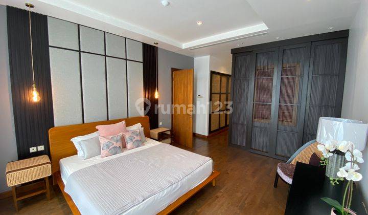 Brand new beautiful apartment in oakwood mega kuningan 1