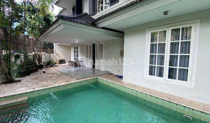 Beautiful house in mega kuningan area 2