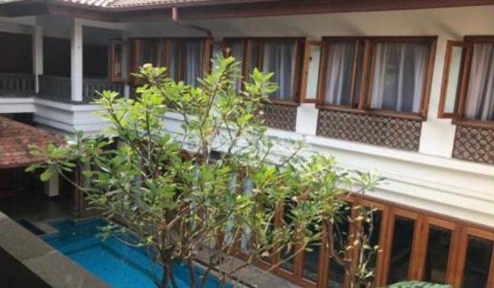 Beautiful House with balinese style at Kuningan Area 2