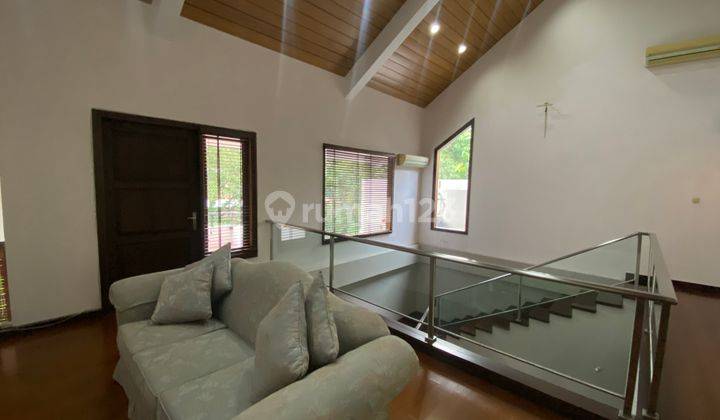 BEAUTIFUL AND COZY HOUSE AT SENOPATI AREA, JAKARTA SELATAN 2