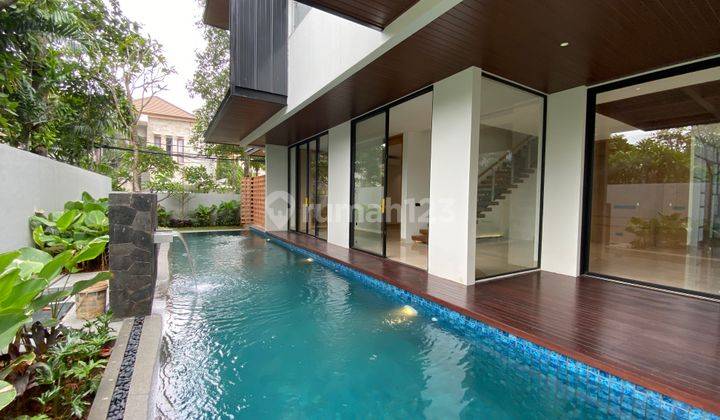 Brand new modern tropical house at kemang area, jakarta selatan 1