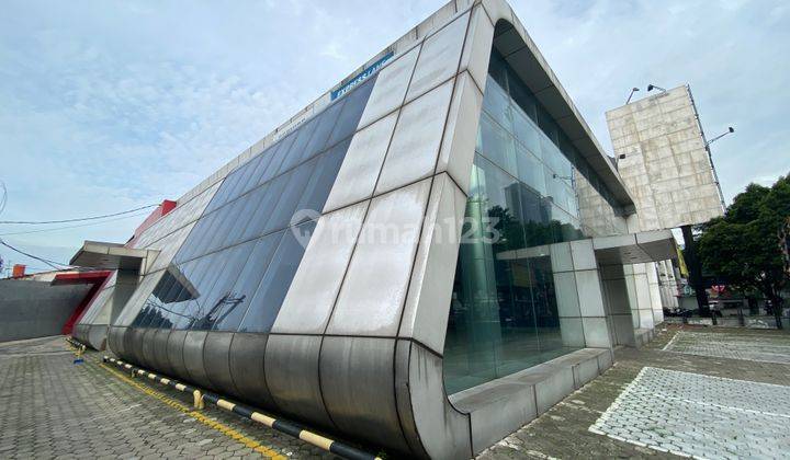 DIJUAL GEDUNG EX SHOWROOM DI PONDOK INDAH 1