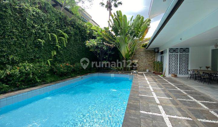 BEAUTIFUL HOUSE AT SENAYAN AREA VERY NEAR TO SUDIRMAN 1