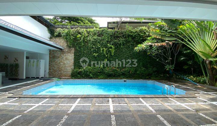 BEAUTIFUL HOUSE AT SENAYAN AREA VERY NEAR TO SUDIRMAN 2