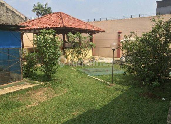 Dijual Rumah Mewah Bagus Unfurnished di Jati Padang 1