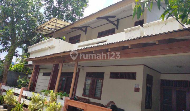 Dijual Rumah 2 Lantai Shm Butuh Renovasi Hadap Utara 1