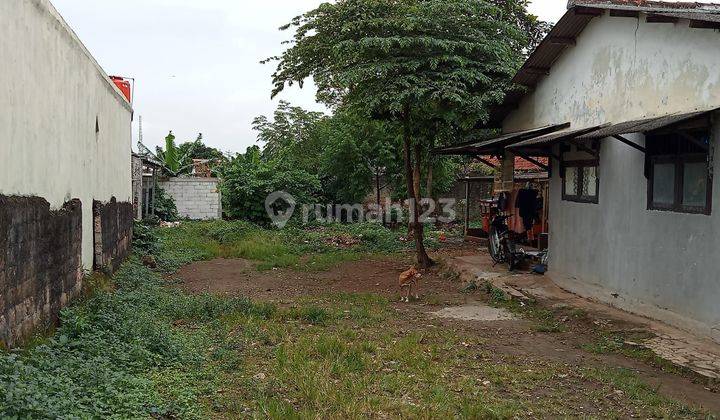 Rumah dijual itung tanah saja , cocok untuk gudang, industri UMKM 2