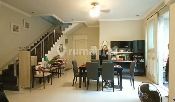 Rumah 2 lantai, dijual segera SHM  , siap  huni 1