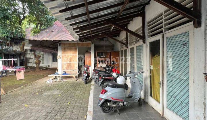 Rumah SHM Butuh Renovasi hadap Selatan bebas banjir 2