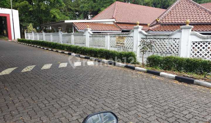 For Rent 2-Story House with Land Area 975, Building Area 800 in Cinere For Rent 2-Story House with Land Area 975, Building Area 800 in Cinere