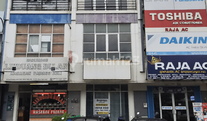 Disewakan Ruko 3 Lt Paramont Serpong Lokasi Sangat Strategis dan Bebas Banjir Disewakan Ruko 3 Lt Paramont Serpong Lokasi Sangat Strategis dan Bebas Banjir