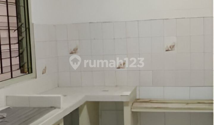 For Rent: Single-Story House in Cinere, Land 300 / Building 250, Ready to Occupy 2