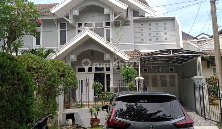 Rumah Disewakan Semi Furnished Siap Huni Bbagus Danstrategis 1