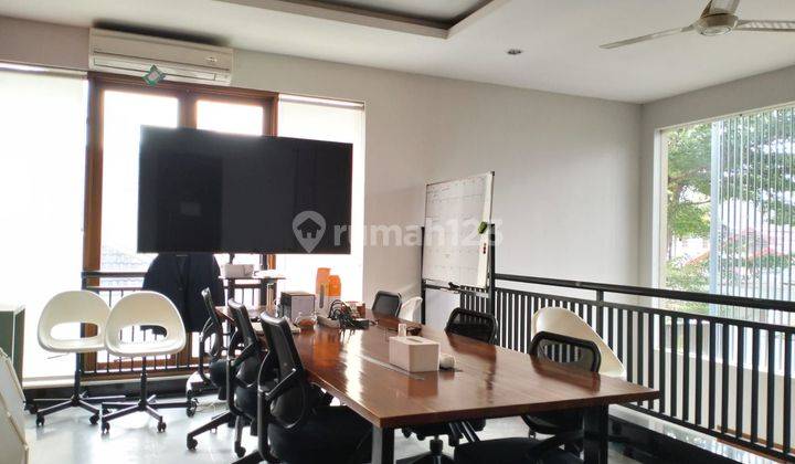 Dijual Rumah 3 Lantai Bagus Shm Hadap Utara 2