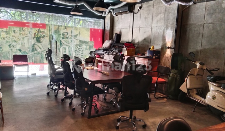 For Sale Ready-to-Occupy Shophouse Land 100 Mtr Building 400 Mtr Ready-to-Use 2