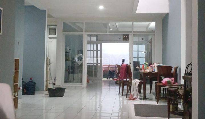 Dijual Rumah 2 Lantai Shm Bagus Hadap Timur 2