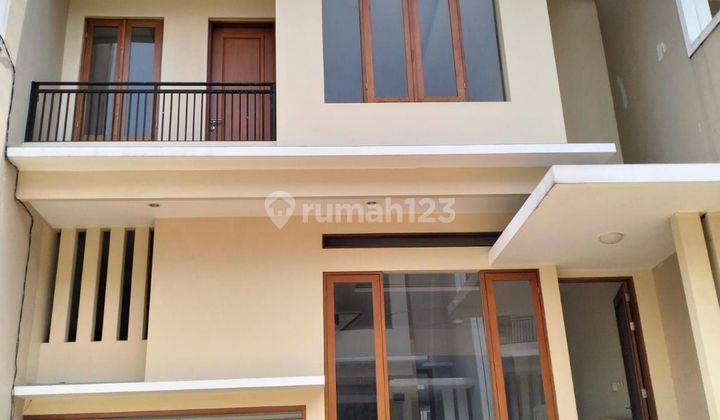 Dijual R Rumah Baru 2 Lantai Hsdap Barat Shm 1