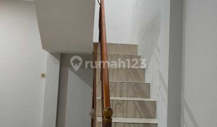 Dijual Rumah Second Pamulang Lt 90 Lb 150 Siap Huni SHM 2