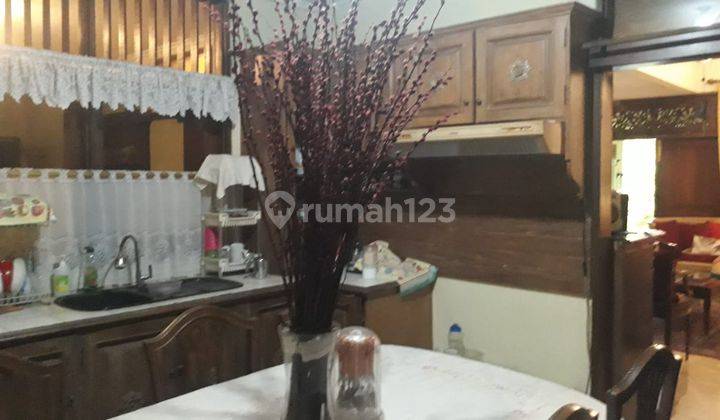 Rumah Dijual 2 Lantai Status Shm Kondisi Bagus Hadap Timur Laut Siap Huni 2