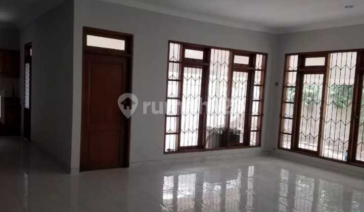 Cempaka Putih House Central Jakarta Strategic Location Flood-Free Attractive Price 2