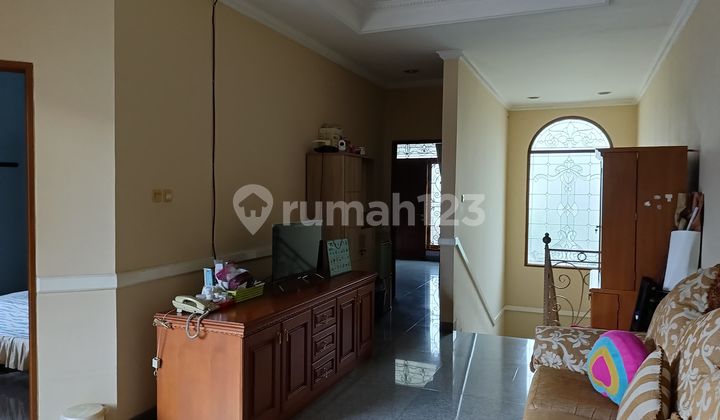  Rumah Tinggal Lokasi Strategis Di Tengah Kota Pejompongan Jakarta Pusat 2