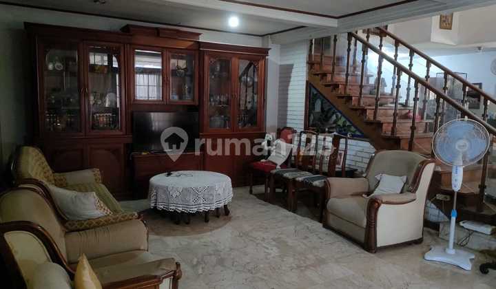 RUMAH KOST LOKASI STRATEGIS CILANDAK SELATAN