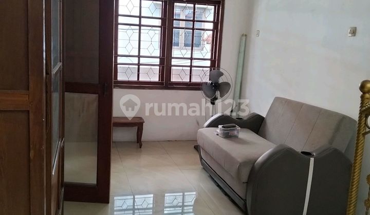 Rumah Di Tanjung Duren Utara Shm Grogol Jakbar 1.25m Nego