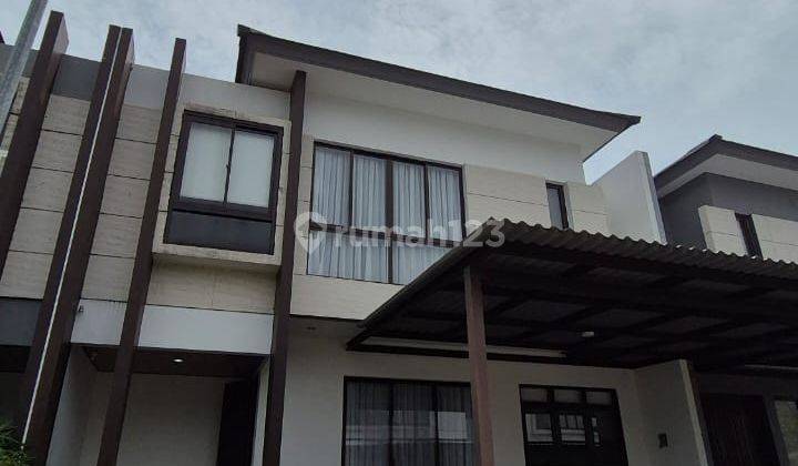 Mozia Bsd Rumah Rapi Sudah Renovasi Lingkungan Cluster Semi Furnished  2