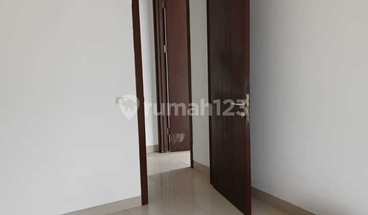 The Icon BSD house is neat, ready to occupy, with a very safe and comfortable cluster environment. 2