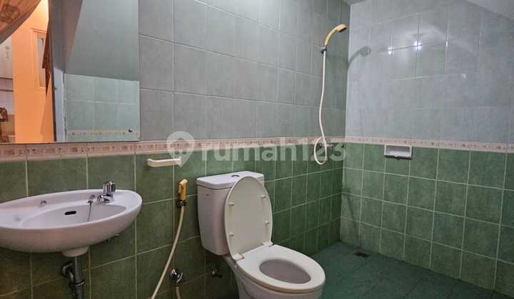 BSD Delatinos House for Rent, Ready to Occupy, 2 Floors, Neat. BSD Delatinos House for Rent, Ready to Occupy, 2 Floors, Neat.