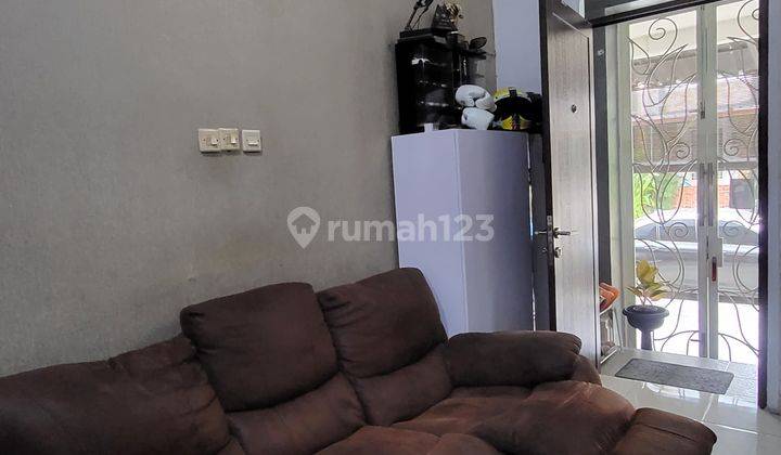 Dijual Rumah Full Furnished Graha Raya Bintaro Lingkungan Cluster Rapi Siap Huni. 2