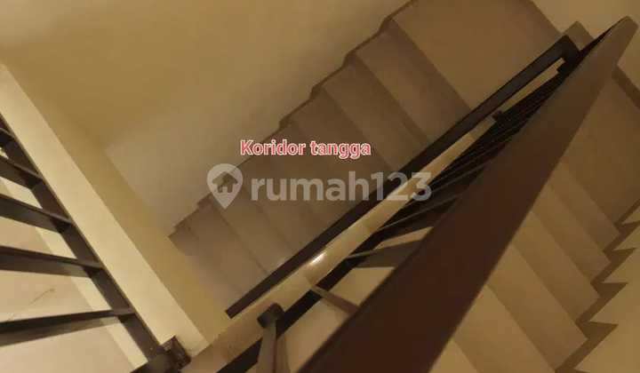 For sale new furnished house in BSD City Greenwich Park Cluster Whelford. 2