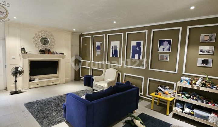 Delatinos bsd rumah rapi dan terawat lingkungan sangat asri dekat stasiun siap huni