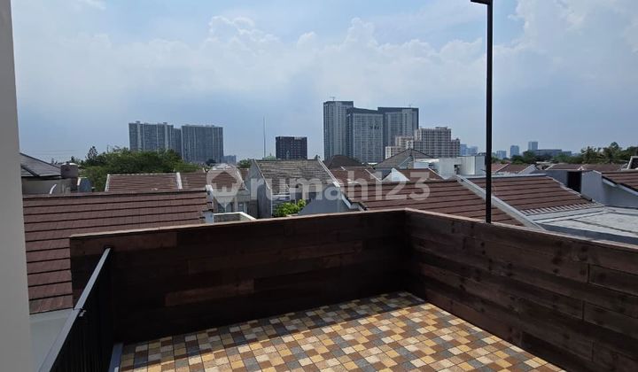 Cosmo Icon BSD with an American classic design, new house ready to occupy.