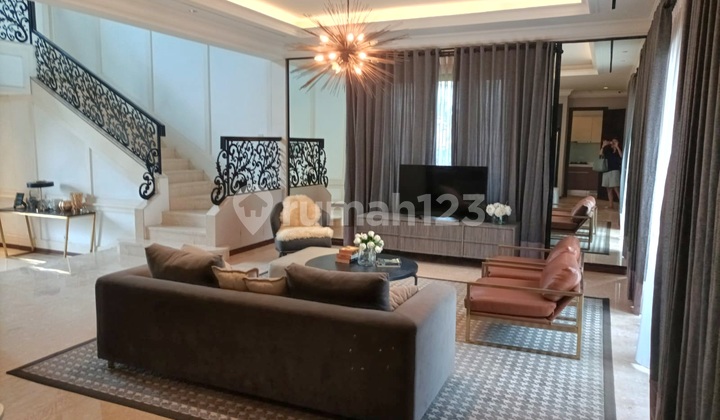 Jadeite Bsd rumah mewah lingkungan sangat aman dan nyaman bebas banjir Jadeite Bsd rumah mewah lingkungan sangat aman dan nyaman bebas banjir