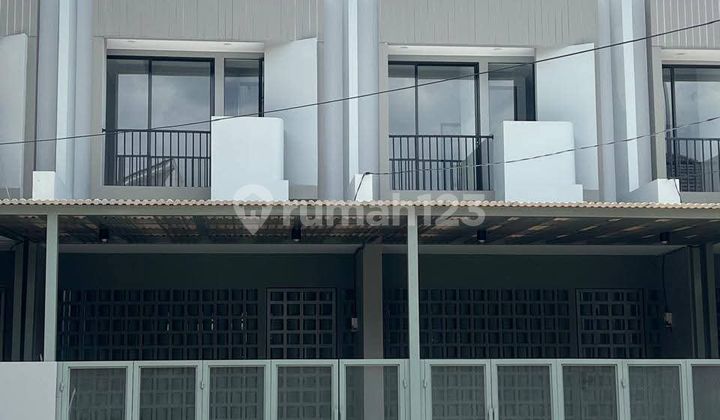 Rumah Baru Tropical Design Griya Loka 1.6 BSD city Rumah Baru Tropical Design Griya Loka 1.6 BSD city